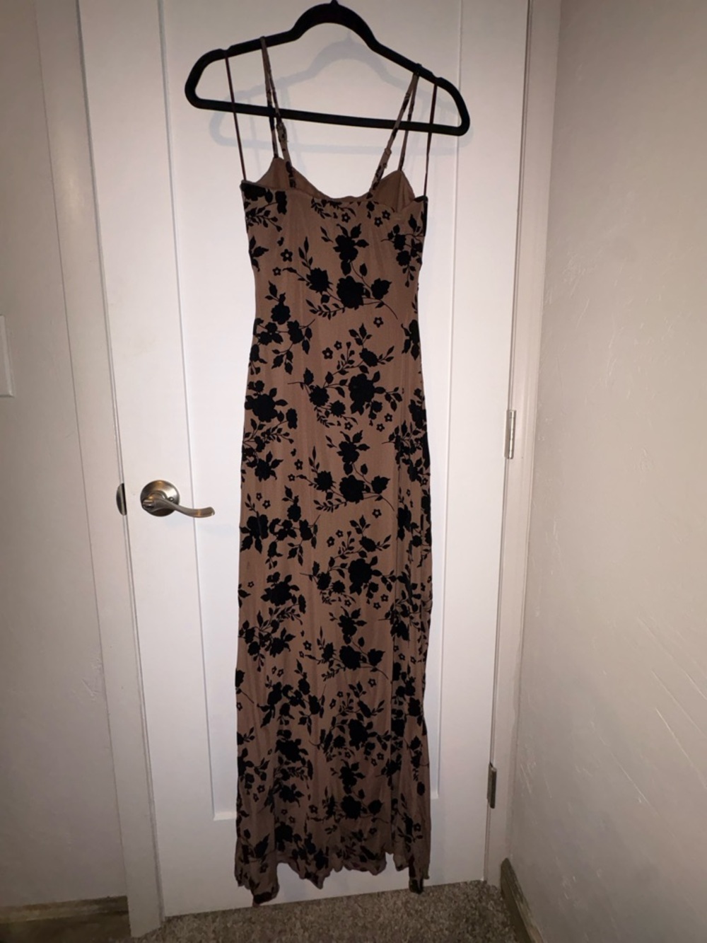 Francesca's Collections Brown Maxi Slip Dress with Black Floral Print - Picture 2 of 5